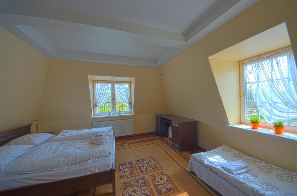 Dworek Katarzynki Kobylnica  Exterior photo